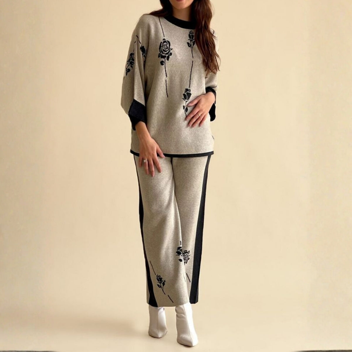 Winter Warmth , Hot Style Crop Co-ords | Black-Beige | CSS-44